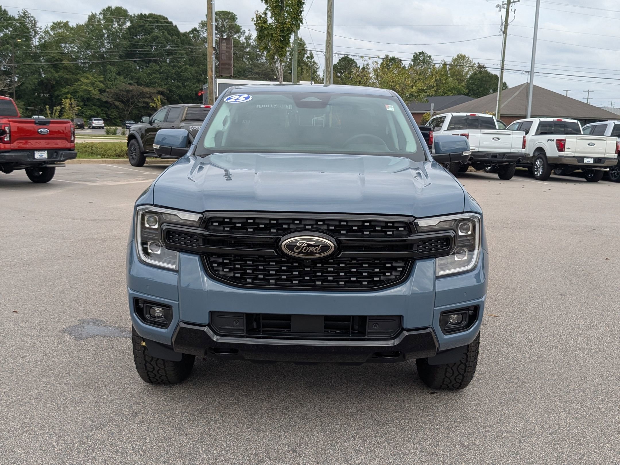2025 Ford Ranger Lariat photo 4