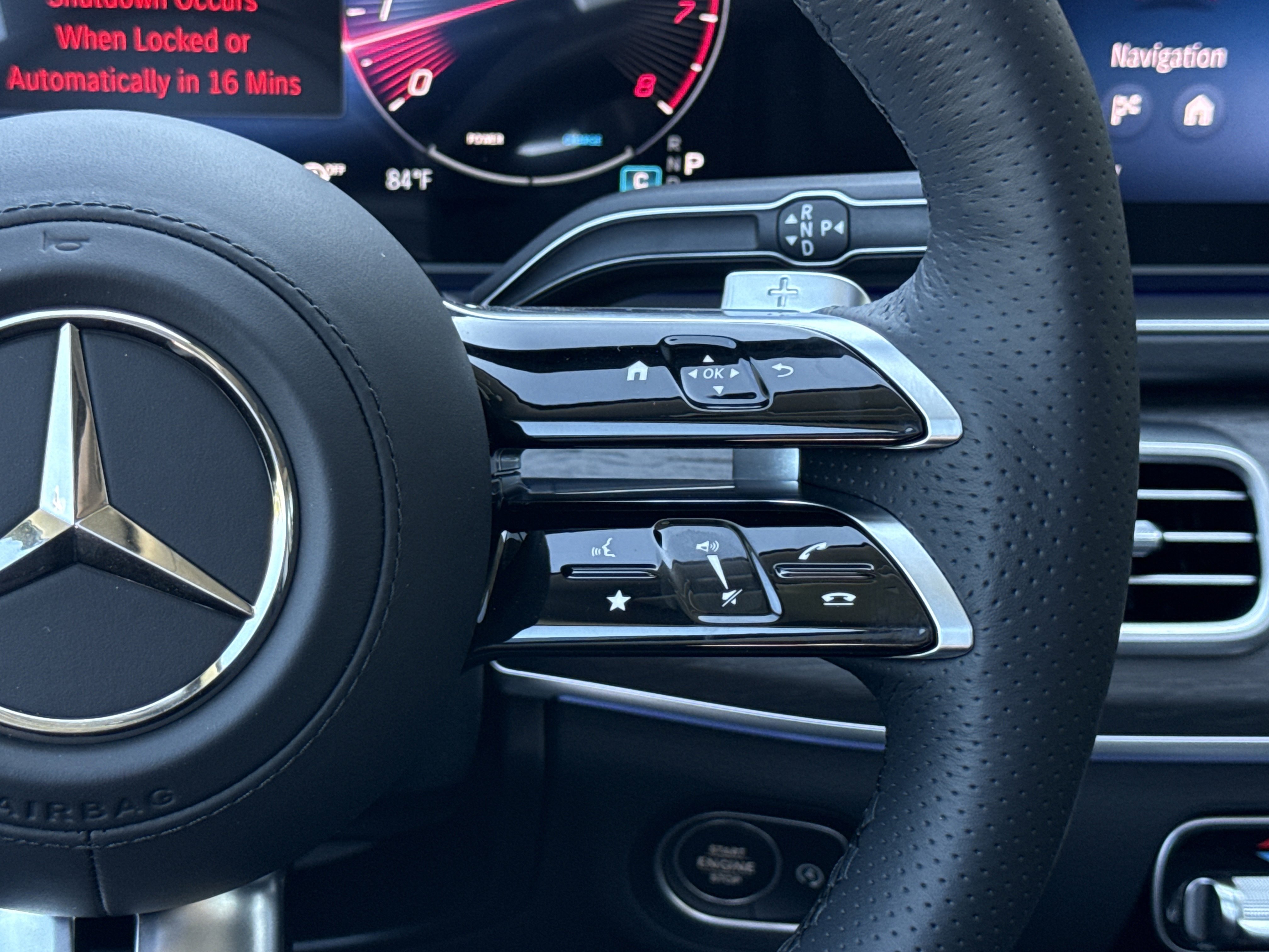 2026 Mercedes Benz GLS 450 4MATIC photo 4
