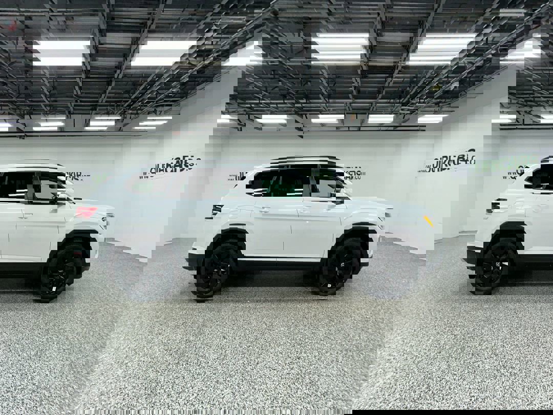 2026 Volkswagen Atlas SE Technology photo 3