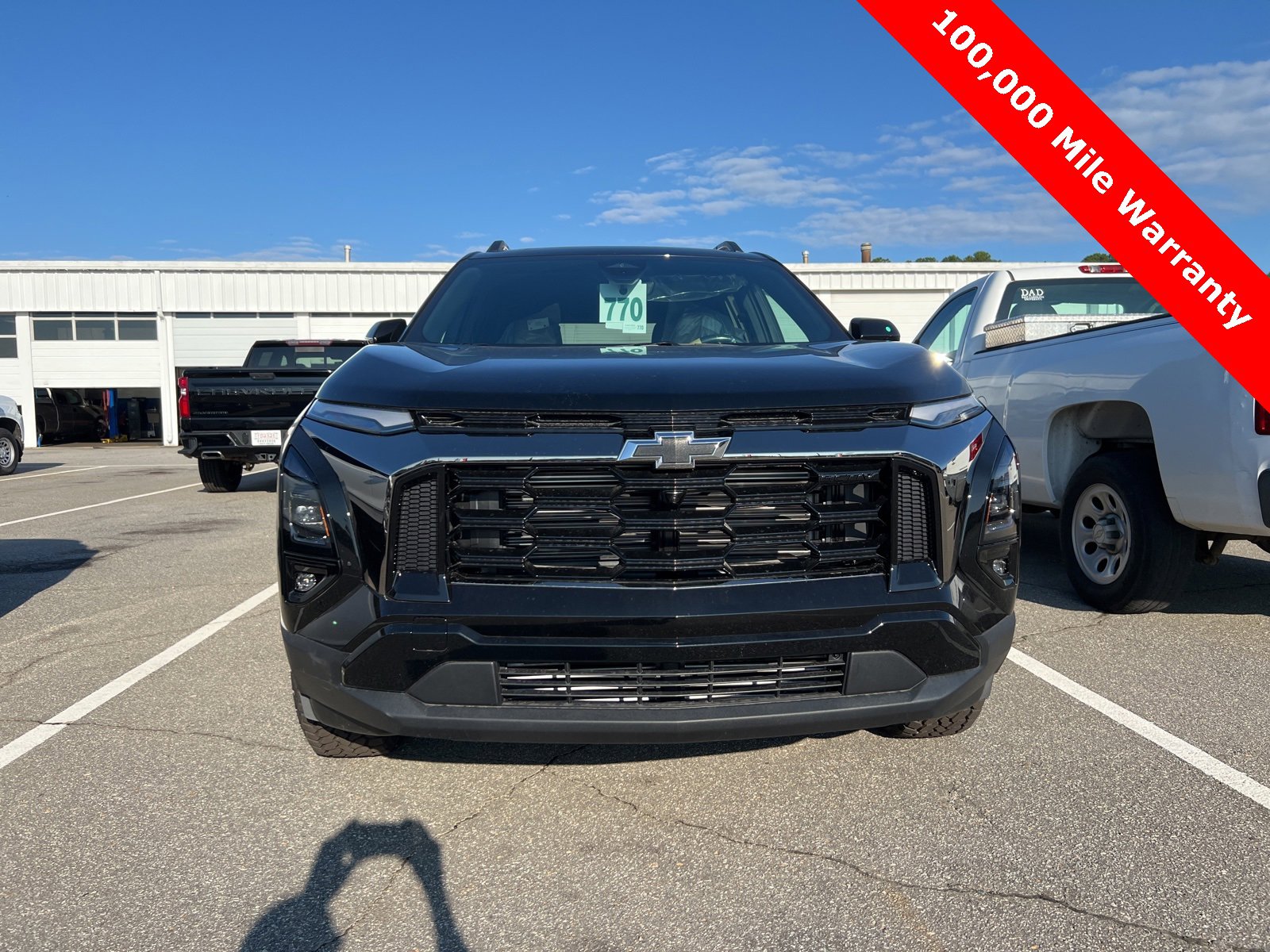 2026 Chevrolet Equinox ACTIV photo 2