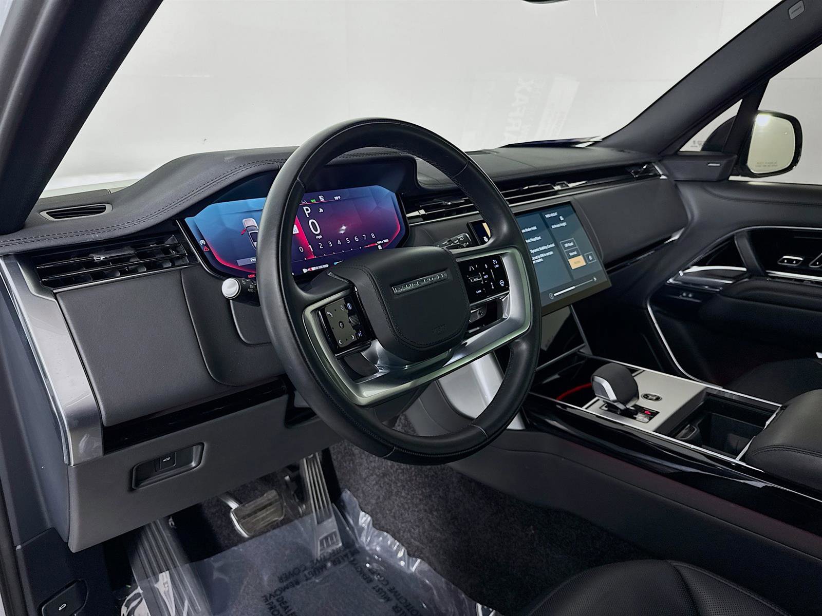 2024 Land Rover Range Rover SE photo 8