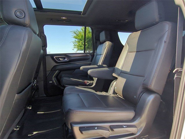 2023 Chevrolet Suburban High Country photo 25