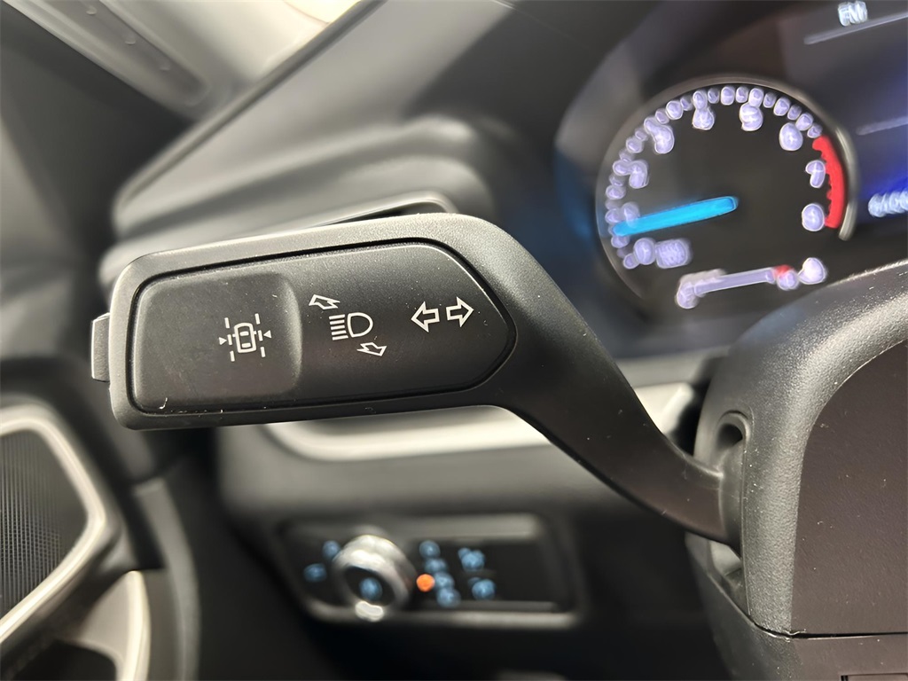 2022 Ford Explorer XLT photo 14
