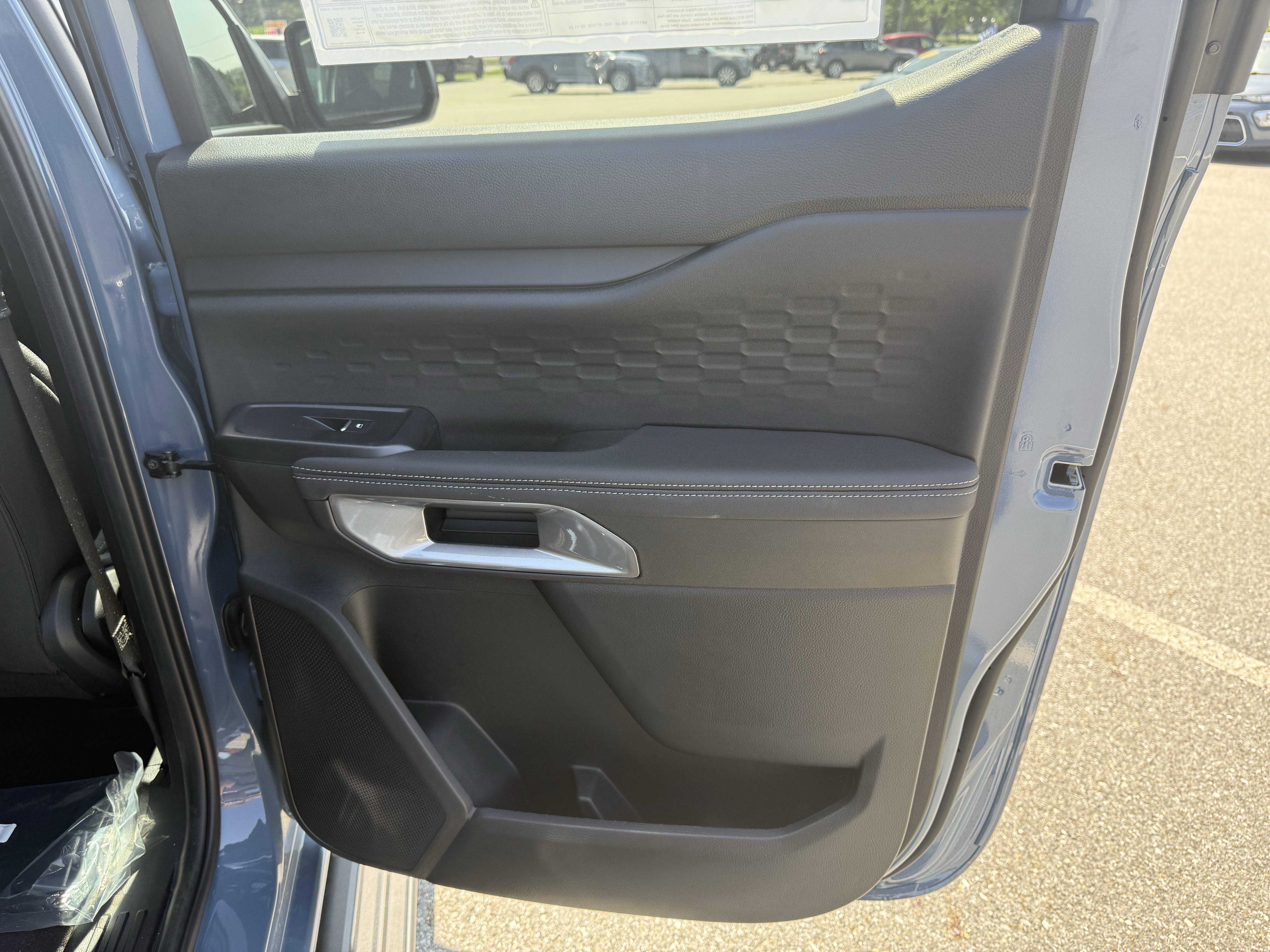 2025 Ford Ranger XLT photo 32