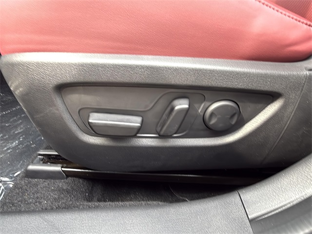 2025 Mazda CX-30 2.5 S Carbon photo 24