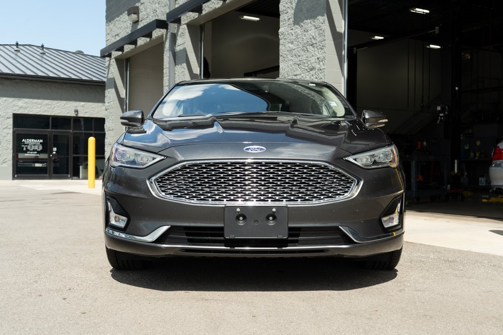 2019 Ford Fusion Hybrid Titanium photo 3
