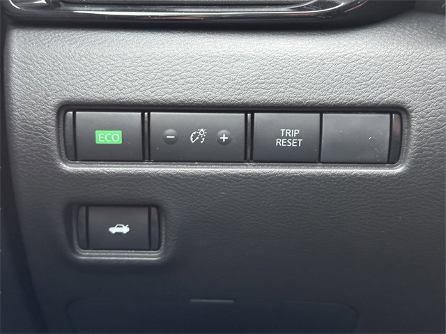 2025 Nissan Sentra SV photo 27