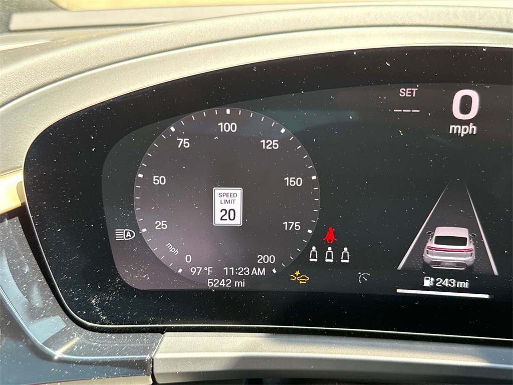 2024 Porsche Macan Electric 4 photo 27