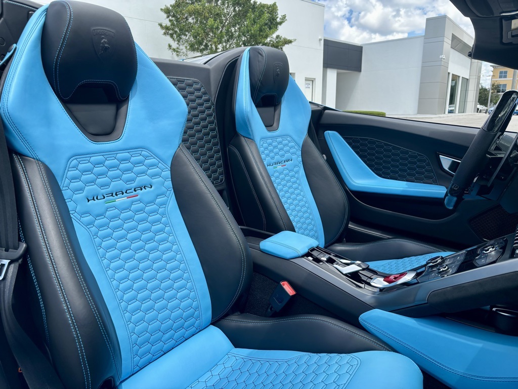 2018 Lamborghini Huracan Spyder photo 22