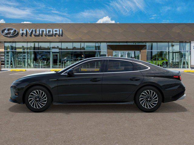 2025 Hyundai Sonata Hybrid Limited photo 3