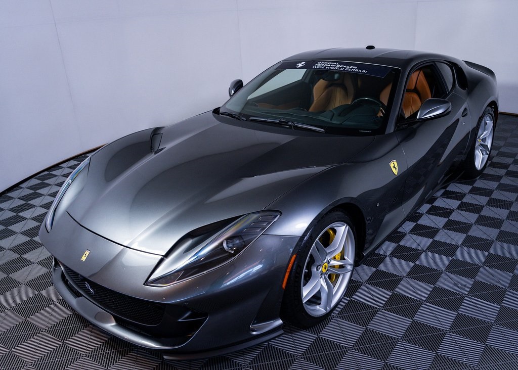 Certified Used 2018 Grigio Silverstone Metallic Ferrari Base image 12