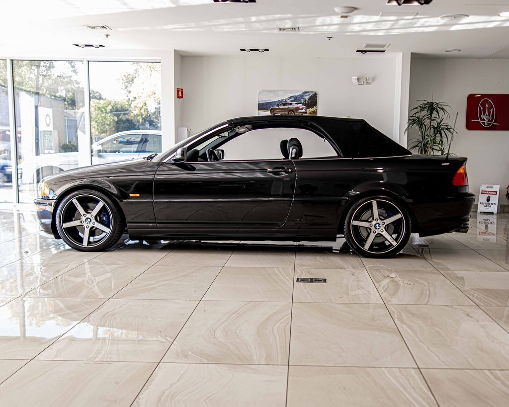 2001 BMW 330CI - Image 6