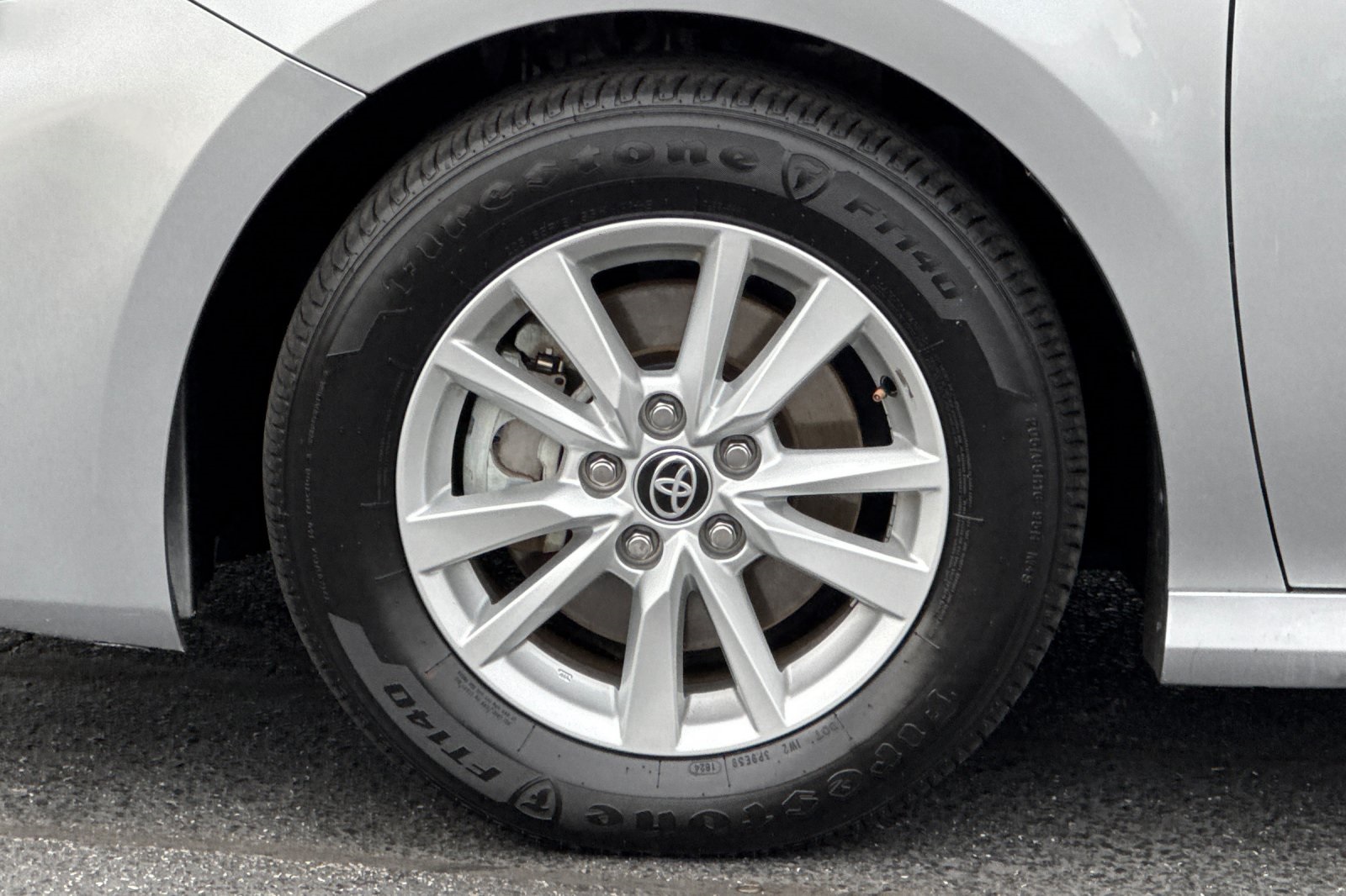 2025 Toyota Camry LE photo 11