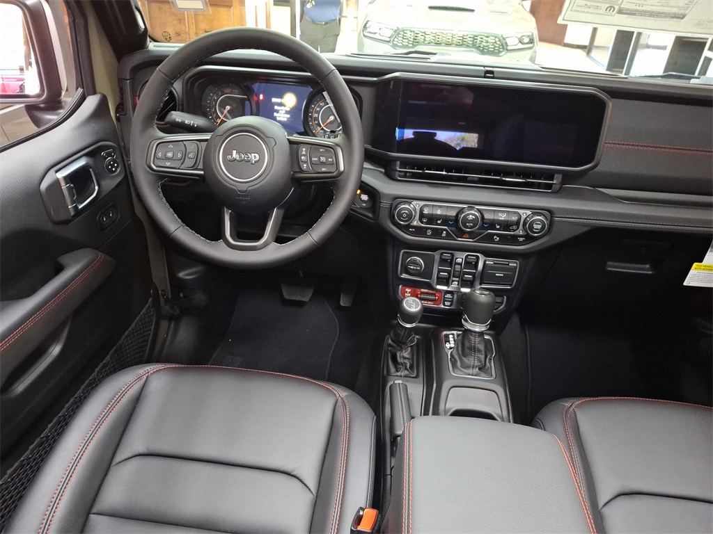 2025 Jeep Wrangler Rubicon photo 15