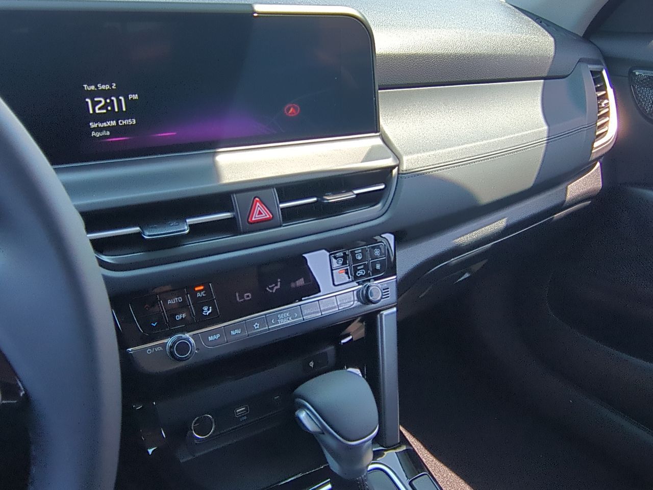 2026 Kia Seltos EX photo 11