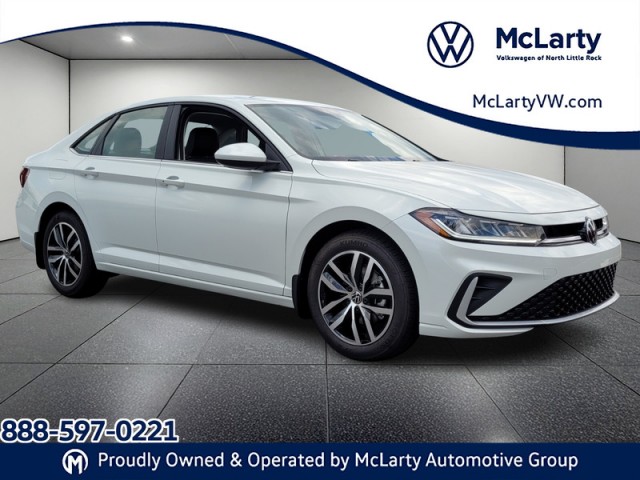 2025 Volkswagen Jetta SE's photo