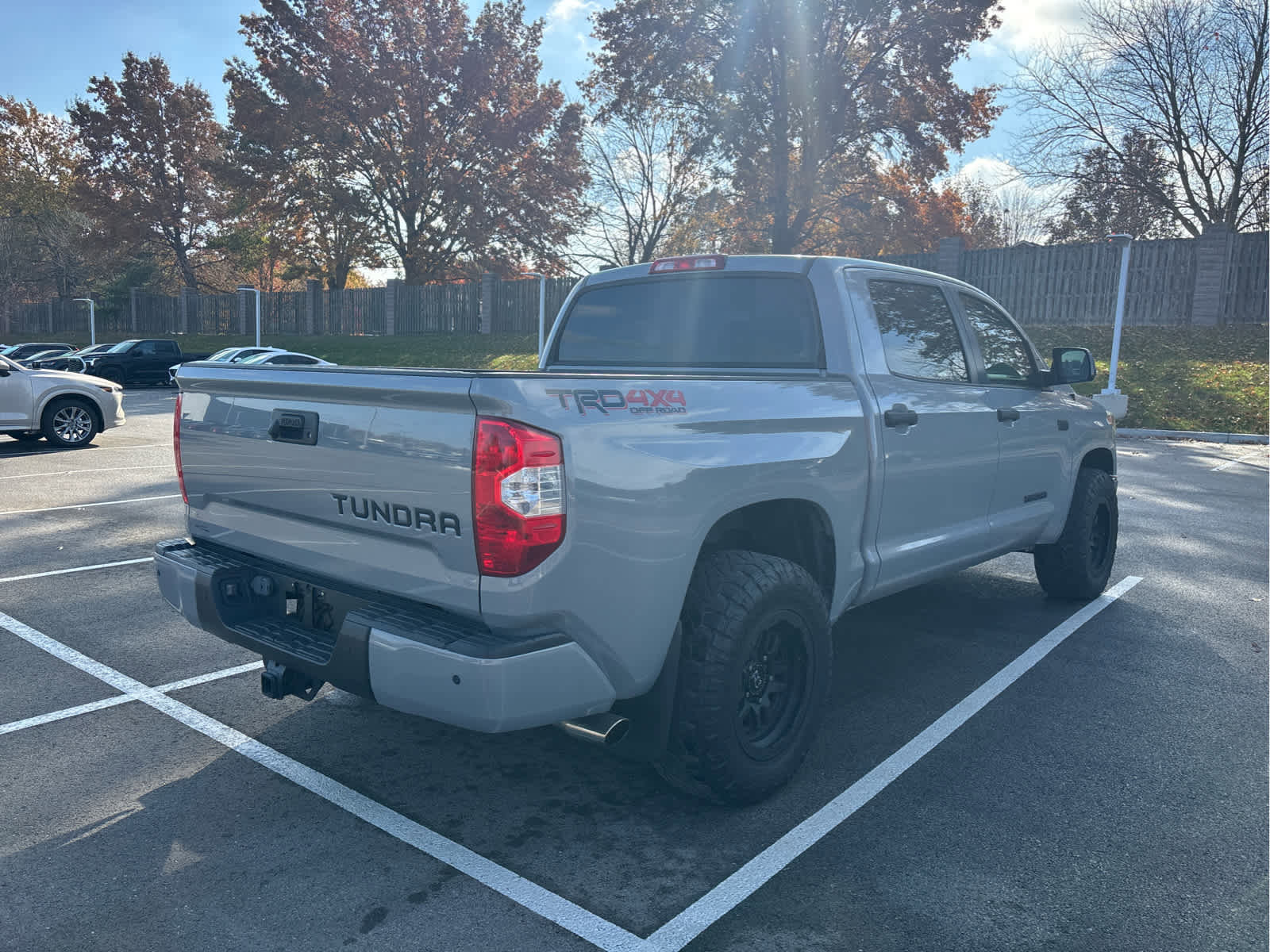 2018 Toyota Tundra SR5 photo 4
