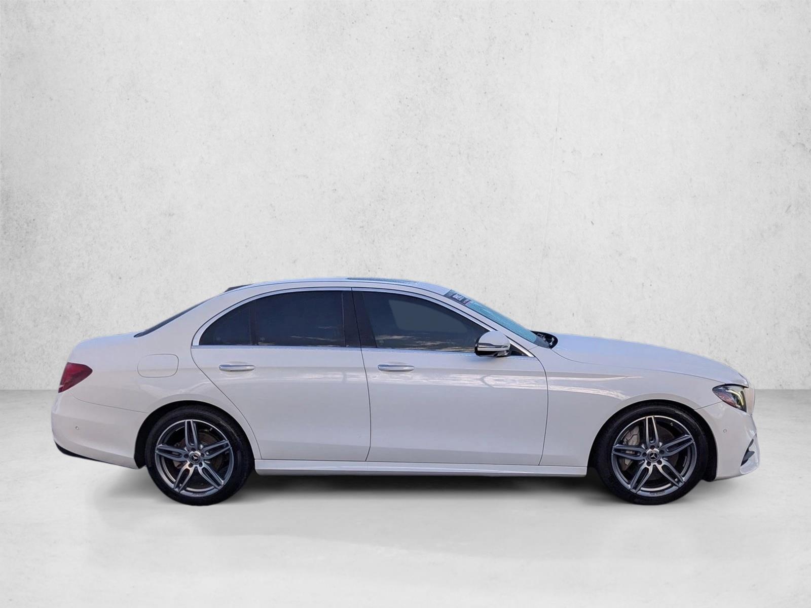 2020 Mercedes Benz E 350 Sedan photo 4