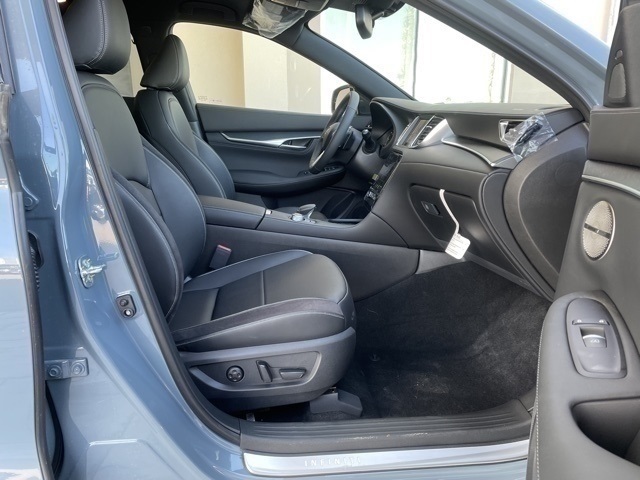2023 Infiniti QX55 Sensory photo 18