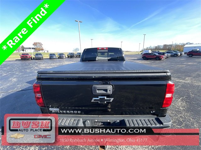 2016 Chevrolet Silverado LT photo 4