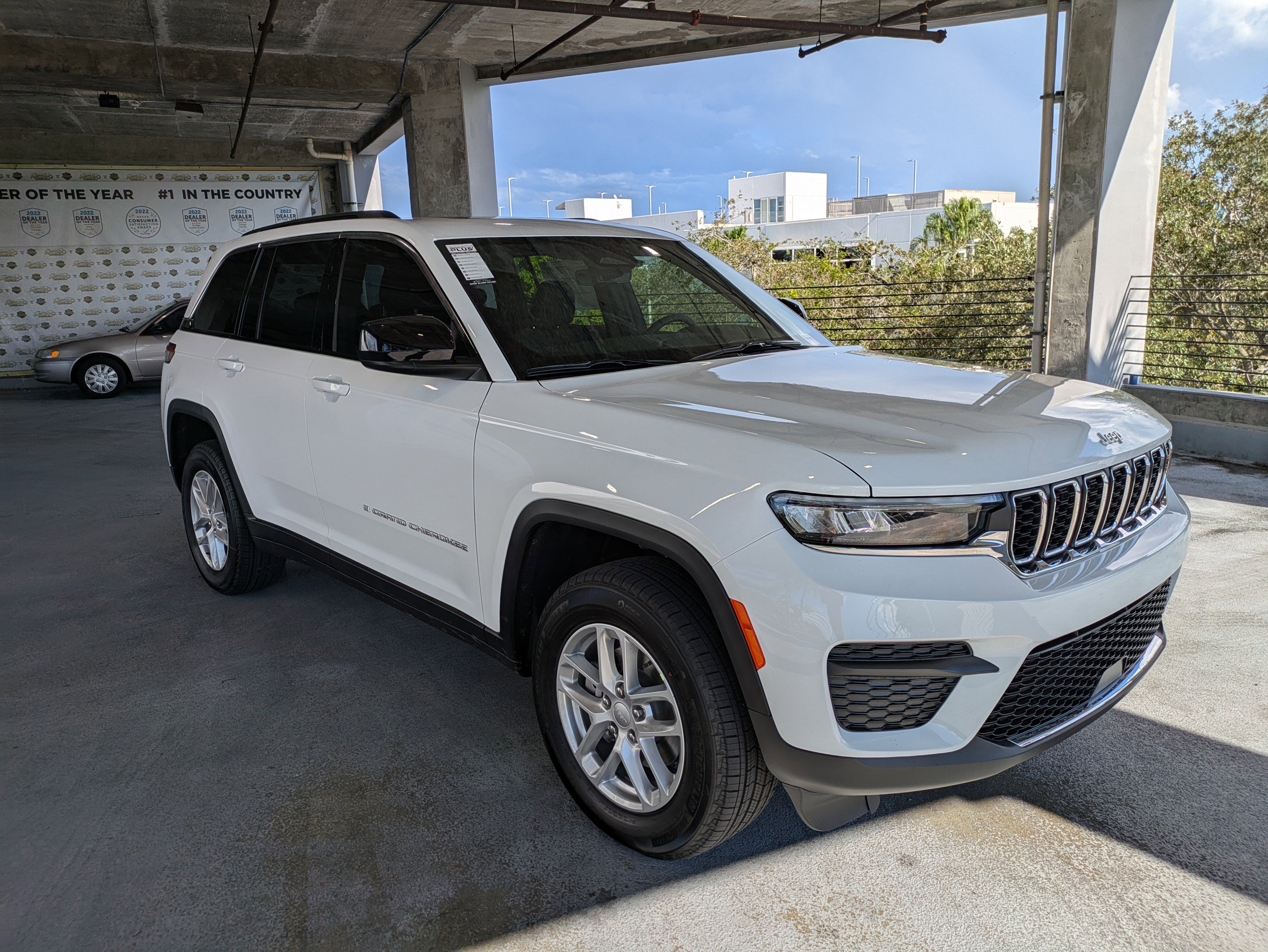 2025 Jeep Grand Cherokee Laredo's photo