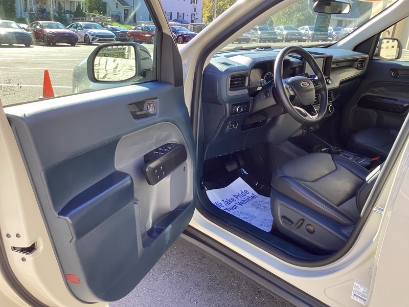 2024 Ford Maverick Lariat photo 25