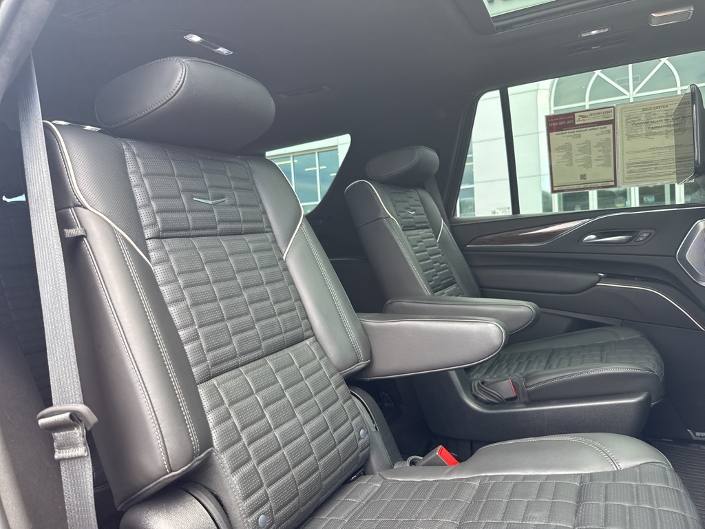 2023 Cadillac Escalade Sport Platinum photo 29