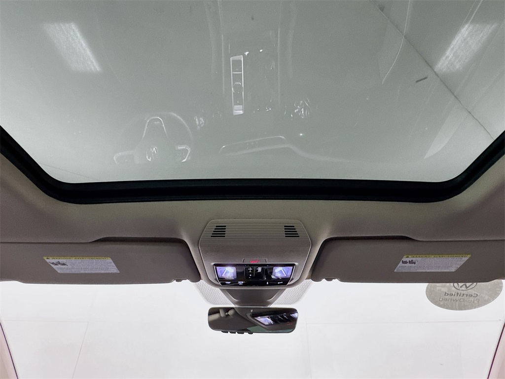 2024 Volkswagen Atlas Peak Edition SEL photo 16