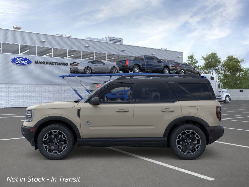 2025 Ford Bronco Sport Outer Banks photo 2