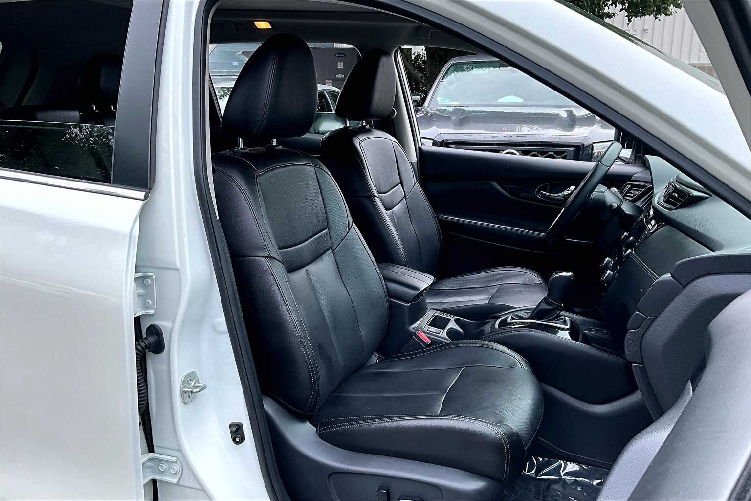 2019 Nissan Rogue SL photo 8