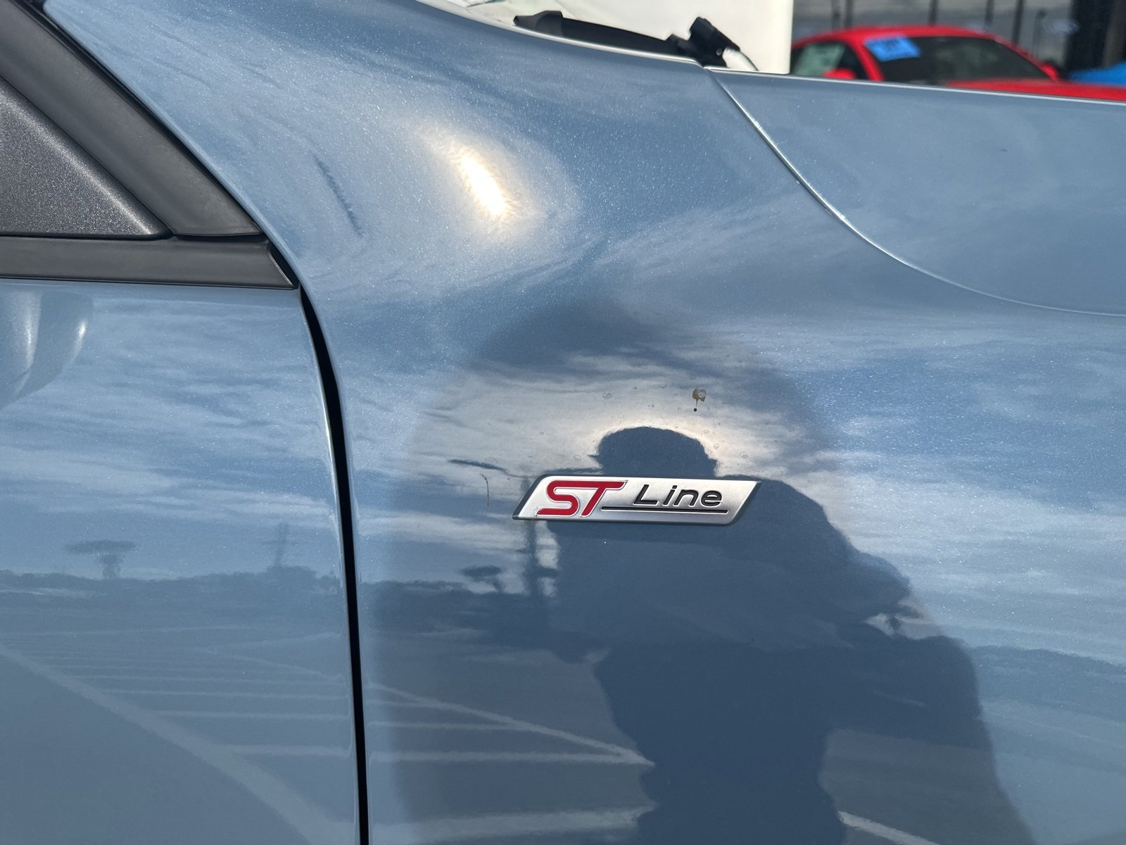 2023 Ford Escape ST-Line photo 3