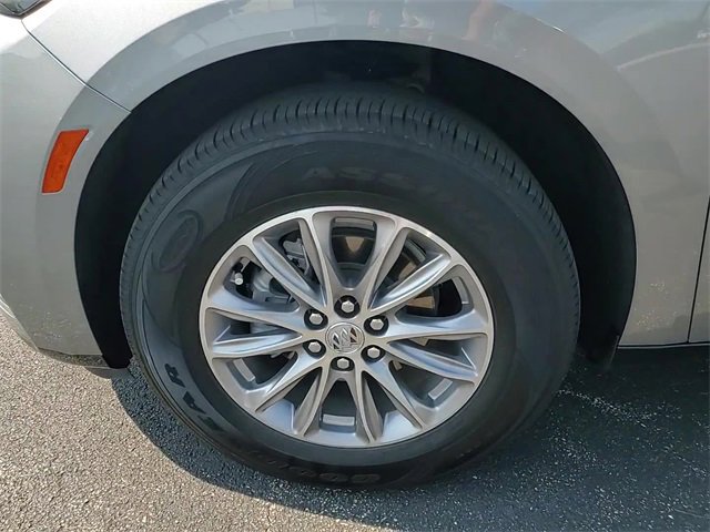 2023 Buick Enclave Essence photo 9