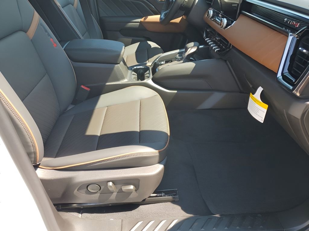 2026 Gmc Canyon AT4 photo 12