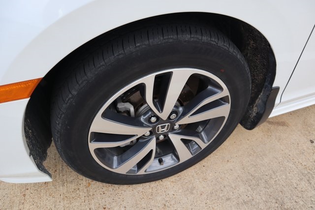 2022 Honda Odyssey Touring photo 4