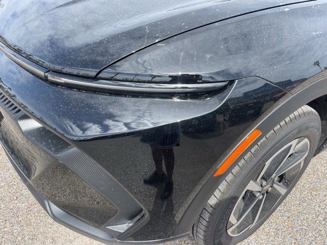2026 Chevrolet Equinox EV 1LT photo 9