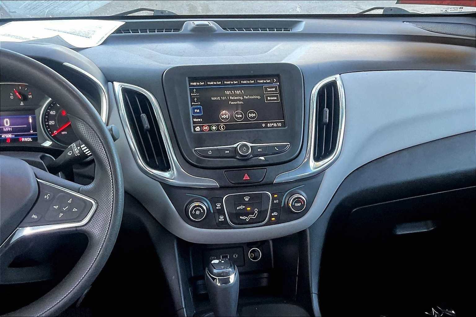 2019 Chevrolet Equinox LT photo 6