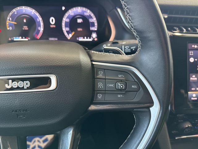 2022 Jeep Grand Cherokee Laredo photo 30
