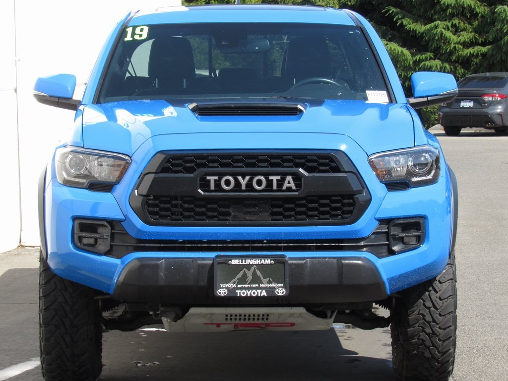2019 Toyota Tacoma TRD Pro photo 3