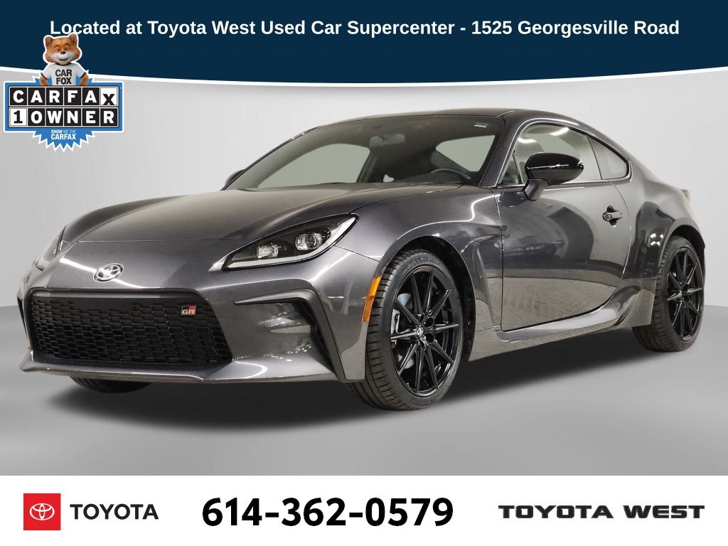 2025 Toyota GR86 Premium's photo