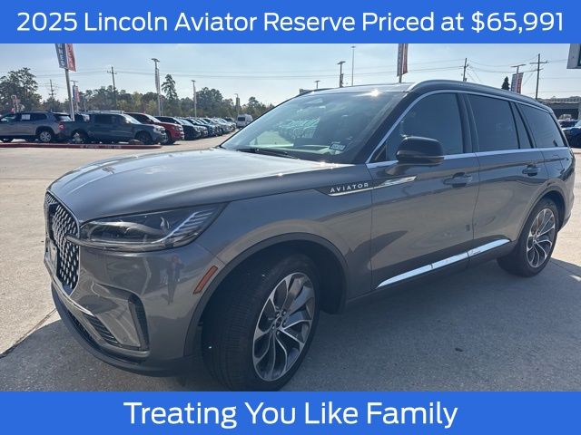 2025 Lincoln Aviator Reserve's photo