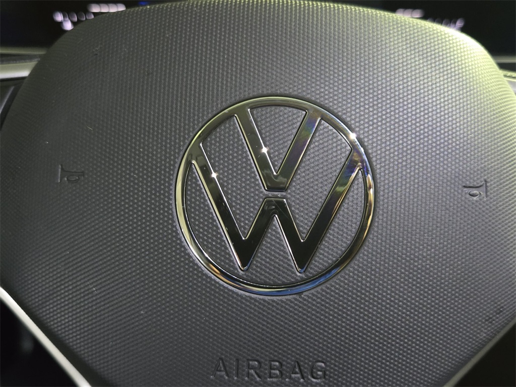 2023 Volkswagen Tiguan S photo 26