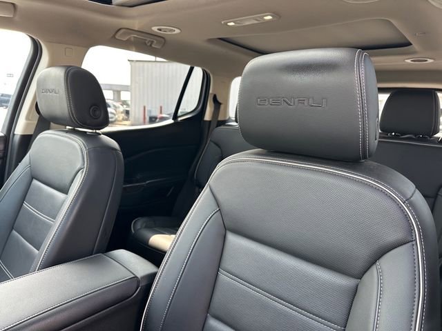 2023 Gmc Acadia Denali photo 19