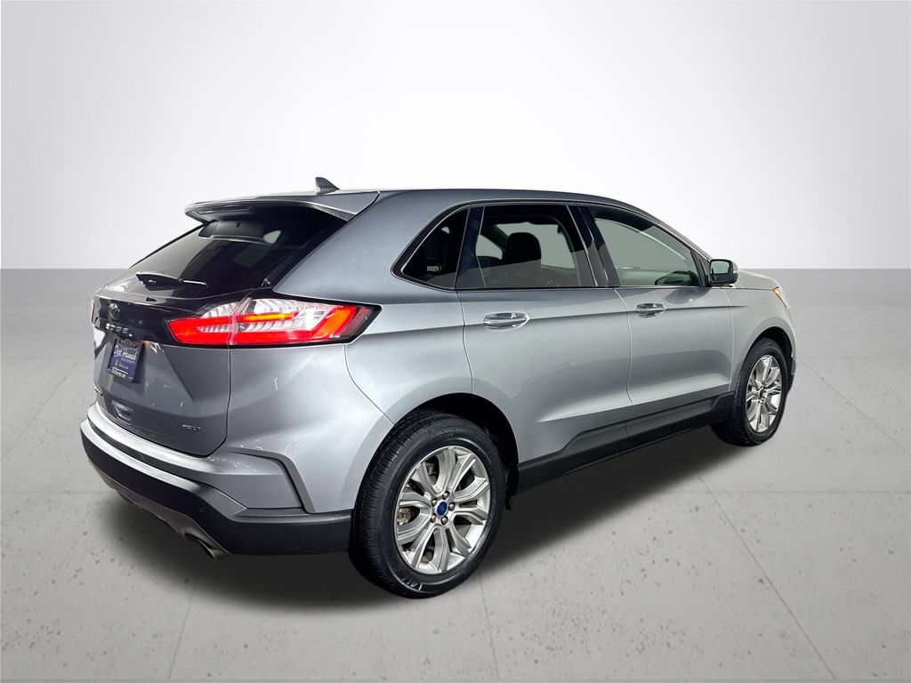2022 Ford Edge Titanium photo 6