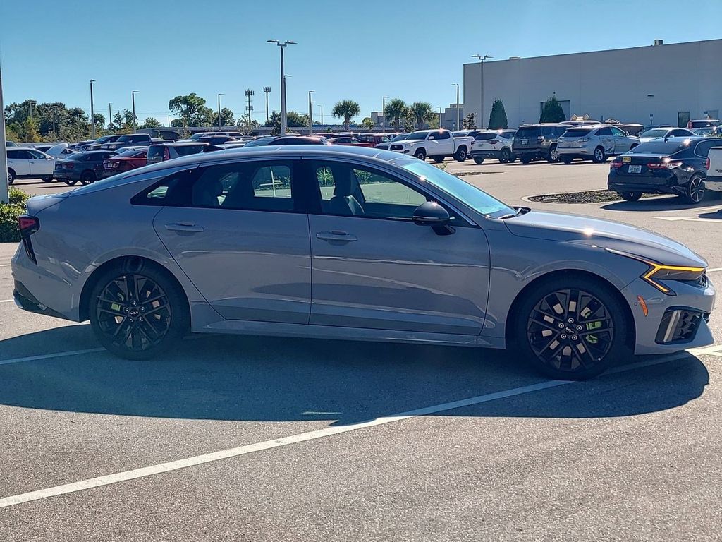 2026 Kia K5 GT photo 4