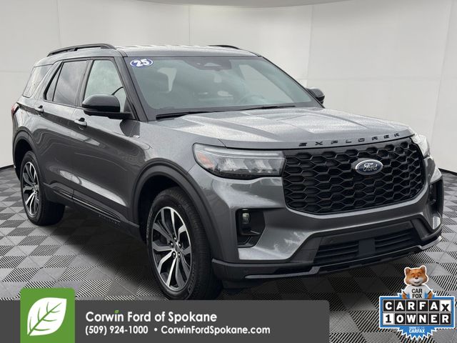 2025 Ford Explorer