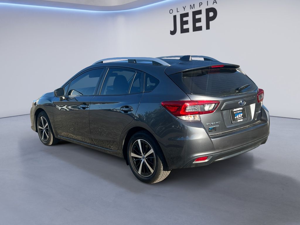 2020 Subaru Impreza Premium photo 3