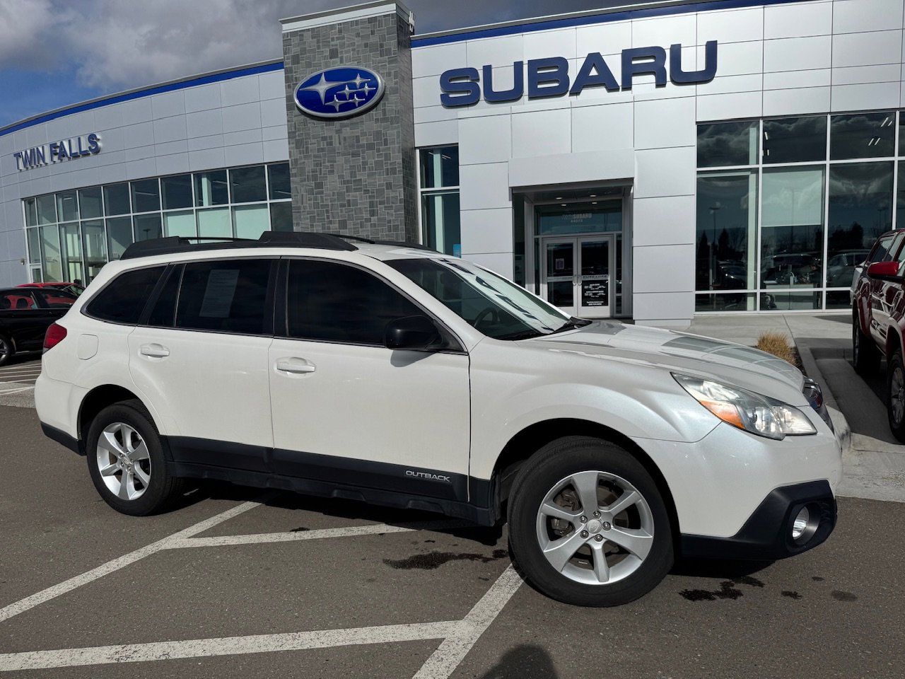 2014 Subaru Outback Base
