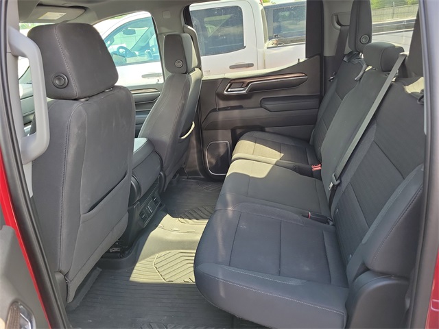 2023 Chevrolet Silverado 1500 RST photo 3