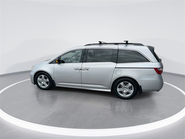 2013 Honda Odyssey Touring Elite photo 4