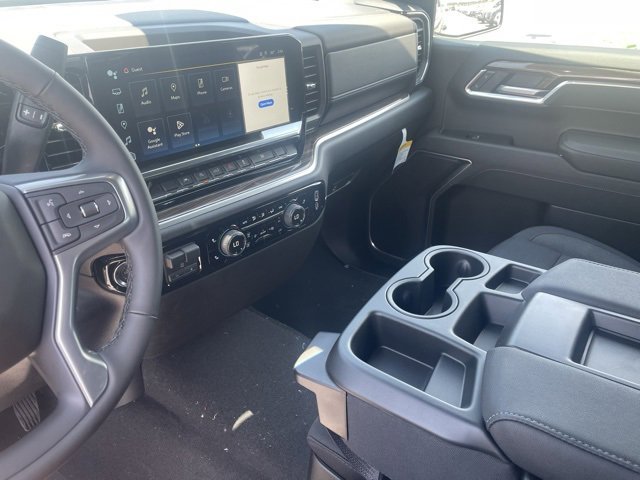 2025 Chevrolet Silverado 1500 LT photo 25